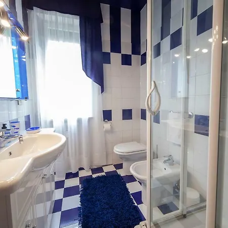 Micol House Two Apartment Verona